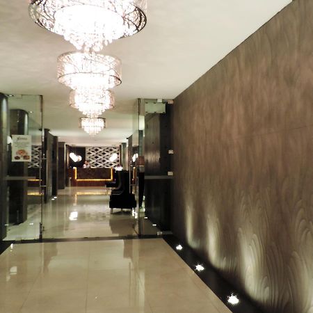 Hotel Senorial Platino León de los Aldamas Extérieur photo