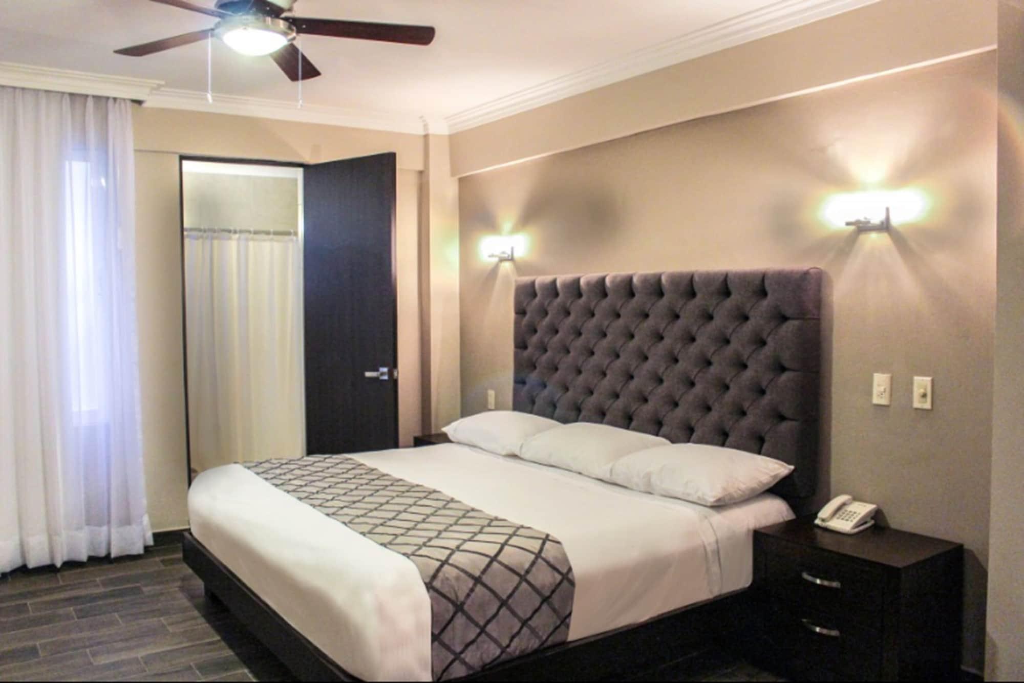 Hotel Senorial Platino León de los Aldamas Extérieur photo