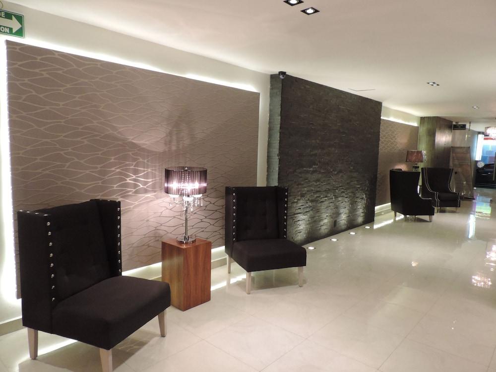Hotel Senorial Platino León de los Aldamas Extérieur photo