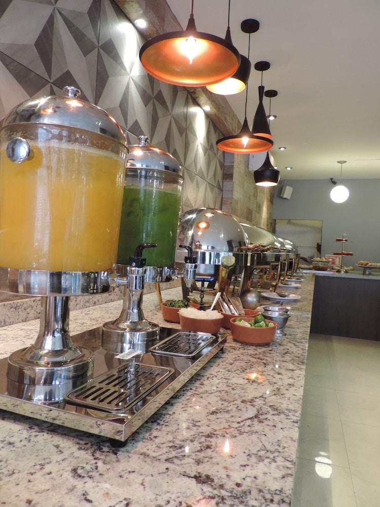 Hotel Senorial Platino León de los Aldamas Extérieur photo